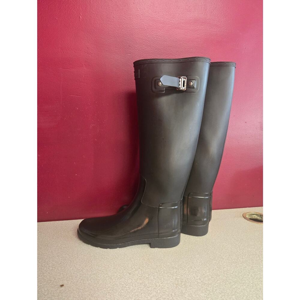 Hunter Women's Refined Slim Fit Gloss Duo Rain Boots Size U.S 8 UK 6